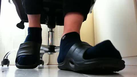 Snapshot of pablomenesssl chatting on 02-10-25, 09:04 Pablo Meness online show from 02-10-25, 09:04