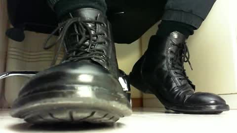 Snapshot of pablomenesssl chatting on 02-20-25, 05:18 Pablo Meness online show from 02-20-25, 05:18