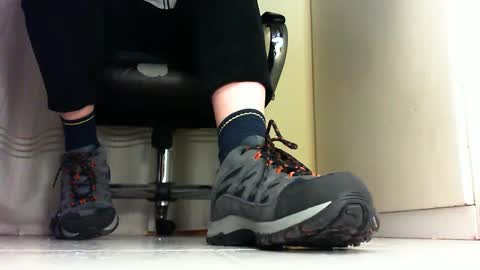 Snapshot of pablomenesssl chatting on 02-26-25, 05:39 Pablo Meness online show from 02-26-25, 05:39