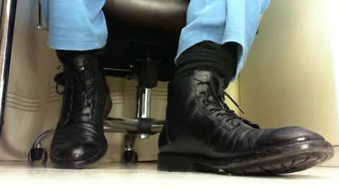 Snapshot of pablomenesssl chatting on 03-05-25, 06:12 Pablo Meness online show from 03-05-25, 06:12