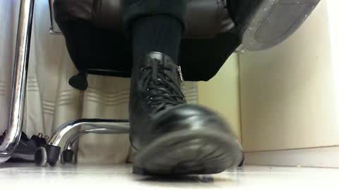 Snapshot of pablomenesssl chatting on 03-10-25, 05:07 Pablo Meness online show from 03-10-25, 05:07