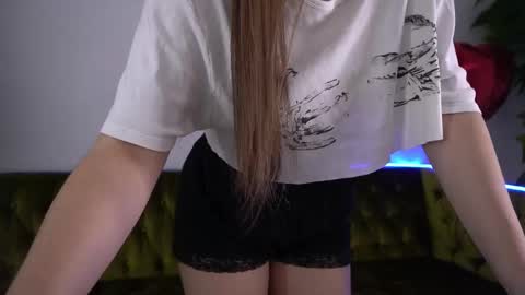 Paige online show from 03-07-25, 03:49