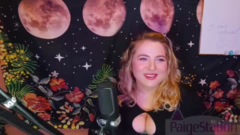 Snapshot of paigestation chatting on 01-23-25, 11:05 PaigeStation online show from 01-23-25, 11:05