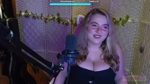 Snapshot of paigestation chatting on 04-18-26, 11:16 PaigeStation online show from 04-18-26, 11:16