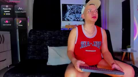 LIAN AND JACK online show from 03-01-26, 06:59