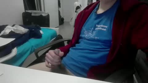 pere online show from 04-18-26, 07:07