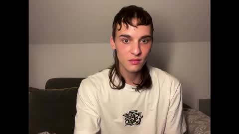 Snapshot of palm1stry chatting on 10-29-25, 11:39 Ayden online show from 10-29-25, 11:39