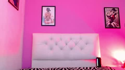 pamela_666_ online show from 06-25-26, 06:56
