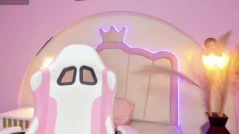 Princess Pamela  online show from 05-08-26, 10:42