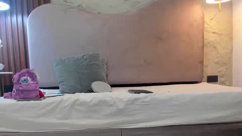 pamelabonnet_mml online show from 12-15-25, 08:13