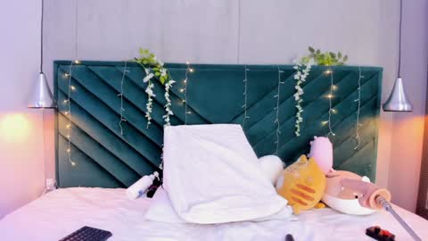 Pamela  online show from 01-25-25, 06:55