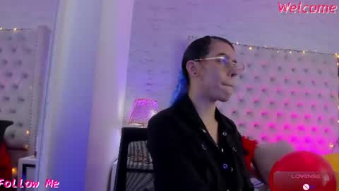 TELL ME PAMELLA AND GIVE ME A GOOD GRADE ITS IMPORTANT online show from 06-18-26, 02:43