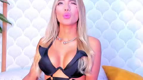 Snapshot of pamelareal chatting on 01-23-25, 06:06 Pamela online show from 01-23-25, 06:06