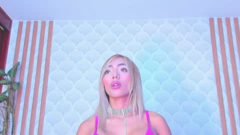 Snapshot of pamelareal chatting on 02-02-25, 02:38 Pamela online show from 02-02-25, 02:38