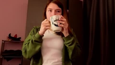 daniella online show from 10-19-25, 10:10