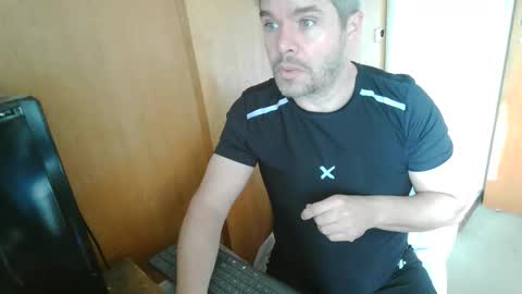 Snapshot of panchomadrid chatting on 04-28-26, 11:48 Pancho Madrid online show from 04-28-26, 11:48