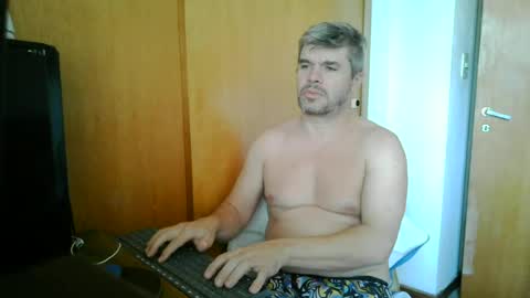 Snapshot of panchomadrid chatting on 04-29-26, 06:58 Pancho Madrid online show from 04-29-26, 06:58