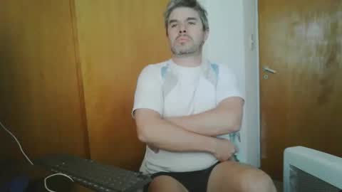Snapshot of panchomadrid chatting on 05-18-26, 06:25 Pancho Madrid online show from 05-18-26, 06:25