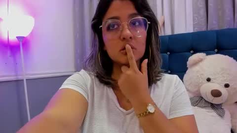 Snapshot of pandoracherry chatting on 02-15-25, 08:44 Pandora online show from 02-15-25, 08:44