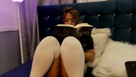 Snapshot of pandoracherry chatting on 02-27-25, 05:45 Pandora online show from 02-27-25, 05:45