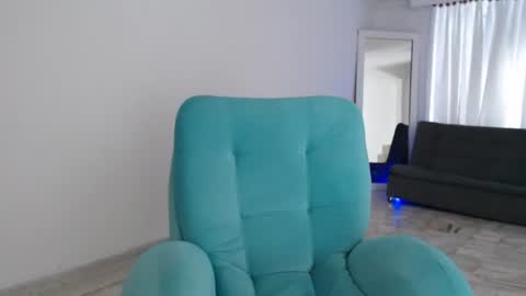 Carolinesworldx online show from 06-12-26, 03:11