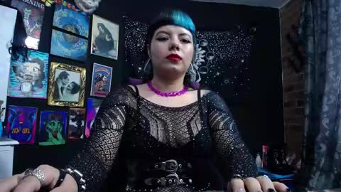       online show from 02-11-25, 06:01