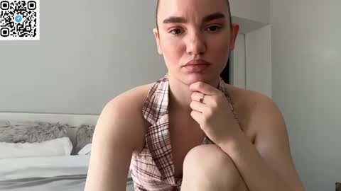 Kristina Kriss online show from 07-18-26, 01:04