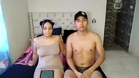 Snapshot of paola_835068 chatting on 10-10-25, 03:55 Paola 23 and Andres 25 online show from 10-10-25, 03:55