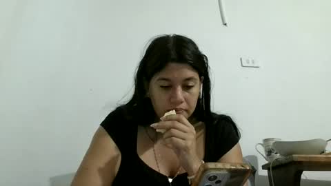 PAOLA EXCLUSIVAA online show from 06-14-26, 06:32