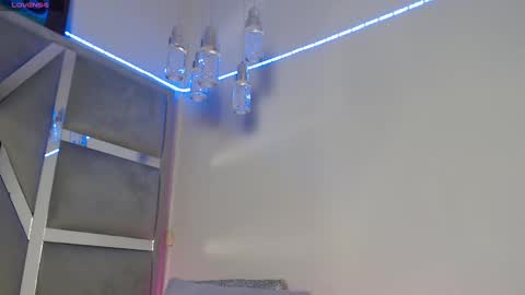 Paola Lyon online show from 03-04-25, 10:38