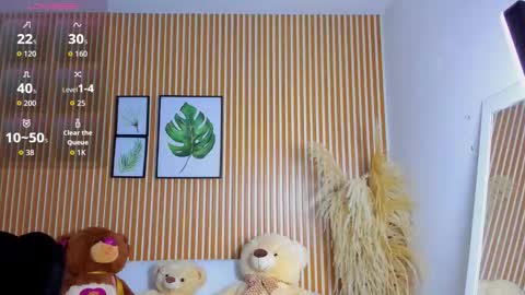 paola online show from 11-11-25, 12:54