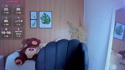 paola online show from 11-15-25, 01:25