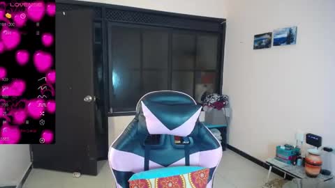 Snapshot of paolagomez_ chatting on 05-23-26, 11:25 Paola Gomoez online show from 05-23-26, 11:25