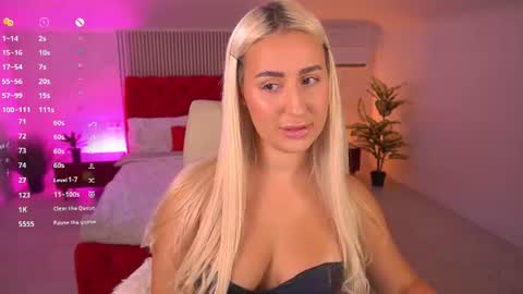 Lia online show from 07-25-26, 02:14