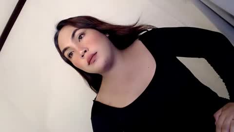 Fina Dwarf online show from 12-16-25, 02:16