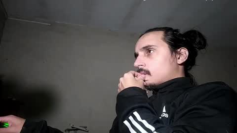 Snapshot of papito20cm chatting on 06-01-26, 07:32 Lau online show from 06-01-26, 07:32