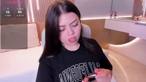 Amy and my doll online show from 11-29-25, 04:15