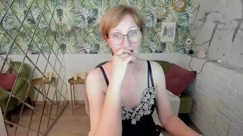 Paris online show from 06-19-26, 06:45