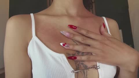 PARIS online show from 02-21-25, 07:43