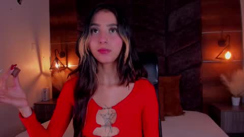 PARIS online show from 02-27-25, 11:37