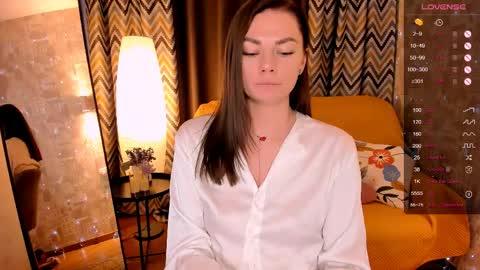 Paris online show from 05-17-26, 08:12