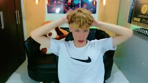 Snapshot of park_jimin1 chatting on 09-17-25, 11:56 park_jimin1 online show from 09-17-25, 11:56