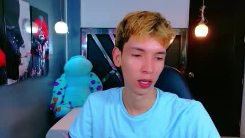 park_jimin1 online show from 12-18-25, 12:44