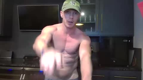 Snapshot of parkerflexes chatting on 05-19-26, 01:06 Parker online show from 05-19-26, 01:06