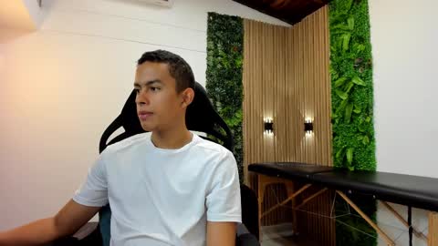 liampacoyosh and erick online show from 03-07-25, 12:56