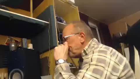 pascal88881 online show from 02-27-25, 06:53