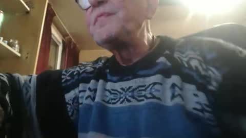 pascal88881 online show from 12-17-25, 11:27