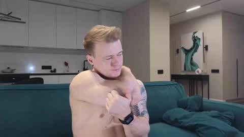 Pashka online show from 02-16-25, 10:54