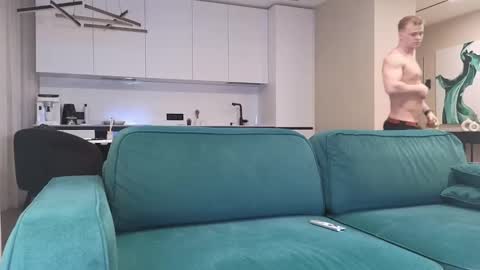 Pashka online show from 03-03-25, 04:25