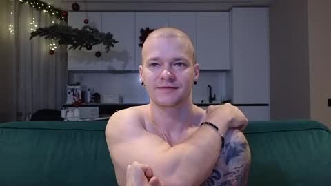 Pashka online show from 12-16-25, 06:07